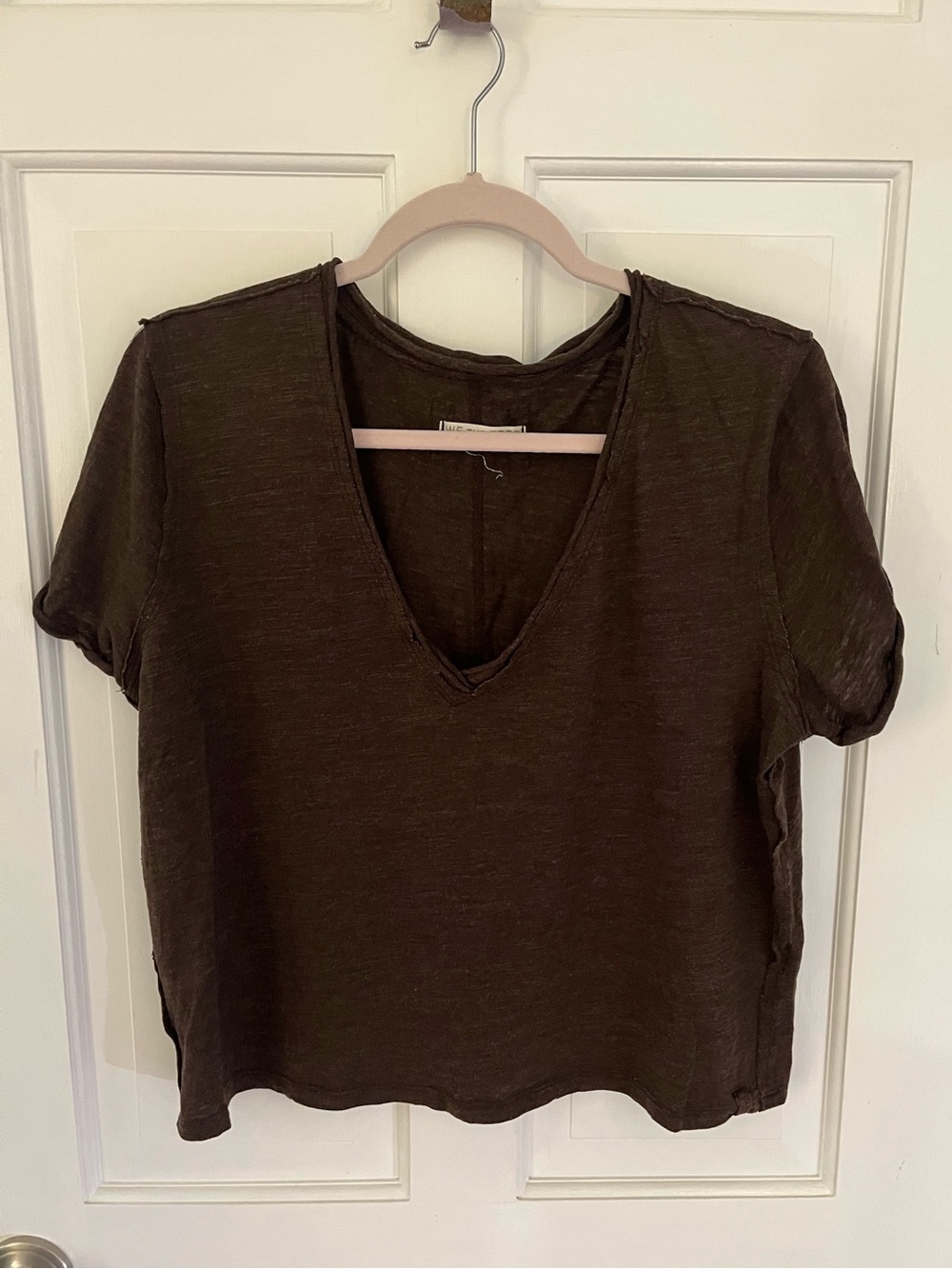 🌟We the Free Nina VNeck TShirt in Chocolate Brown Size Large